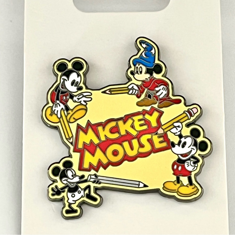 Disney Mickey Collector Pin NWT